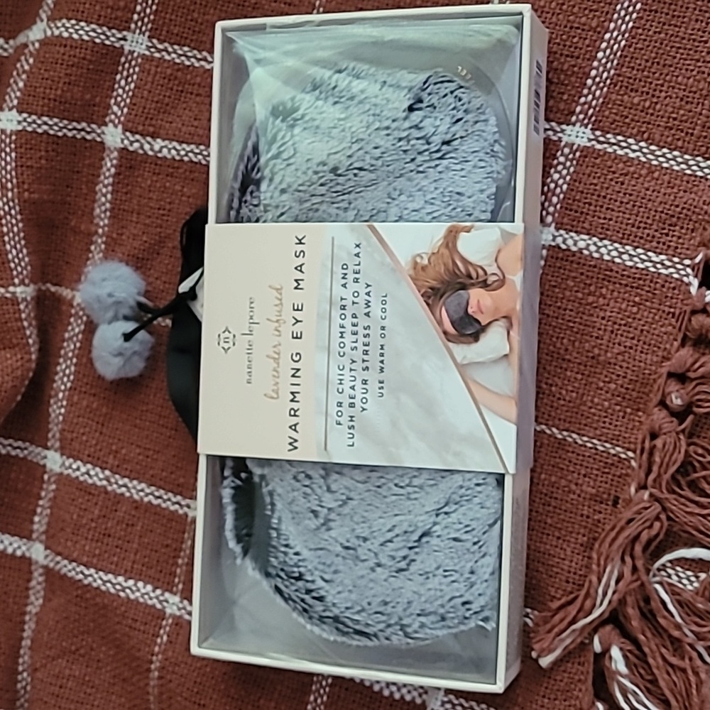 Nanette Lepore Lavender Infused Warming Eye Mask